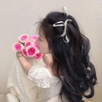 女孩海报